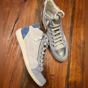 Geox leather high top sneaker, size 41 (EU)